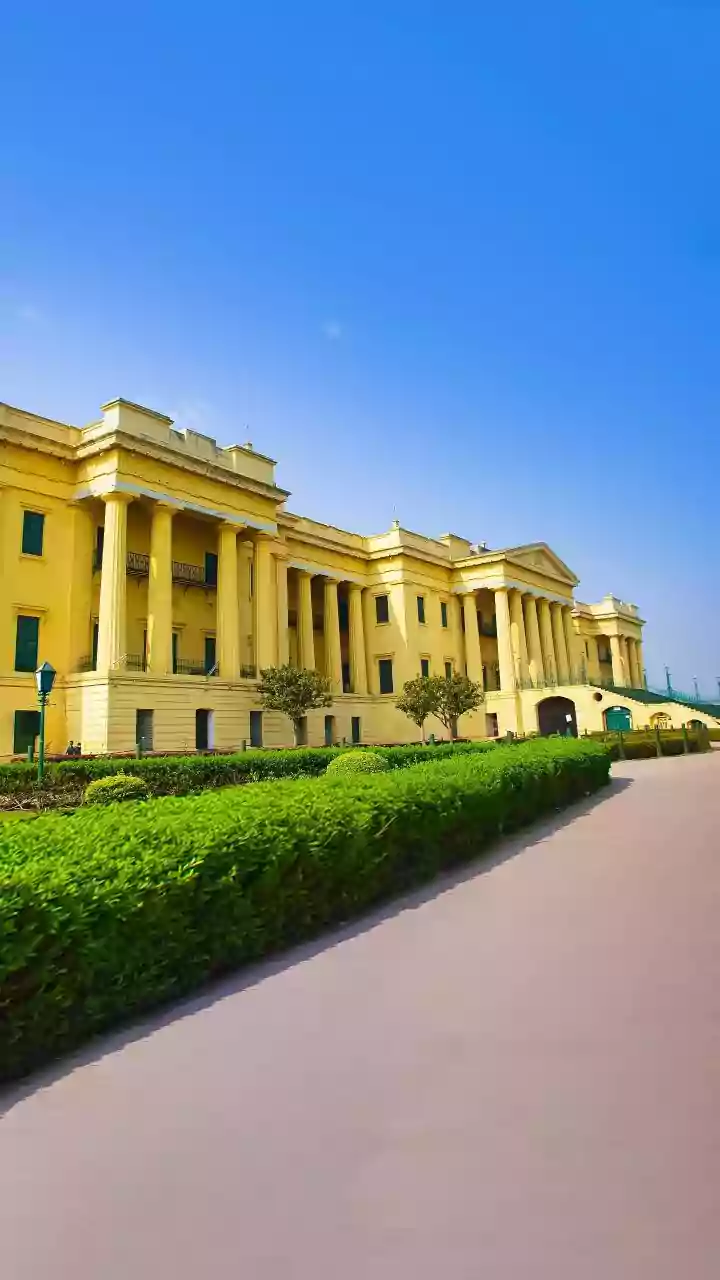 Why Murshidabad Hazarduari Palace Is A Must Visit Destination For Kolkata Heritage Enthusiasts