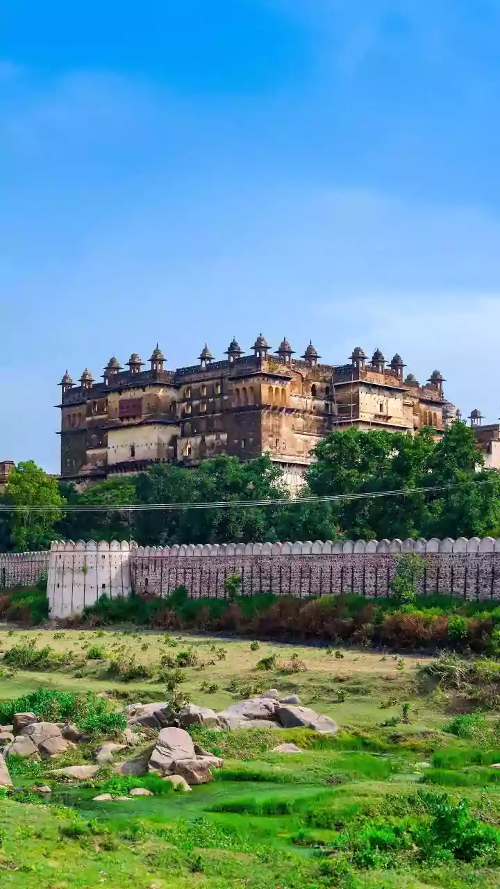 The Eerie Legends Travellers Associate With Eight Indian Hill Stations