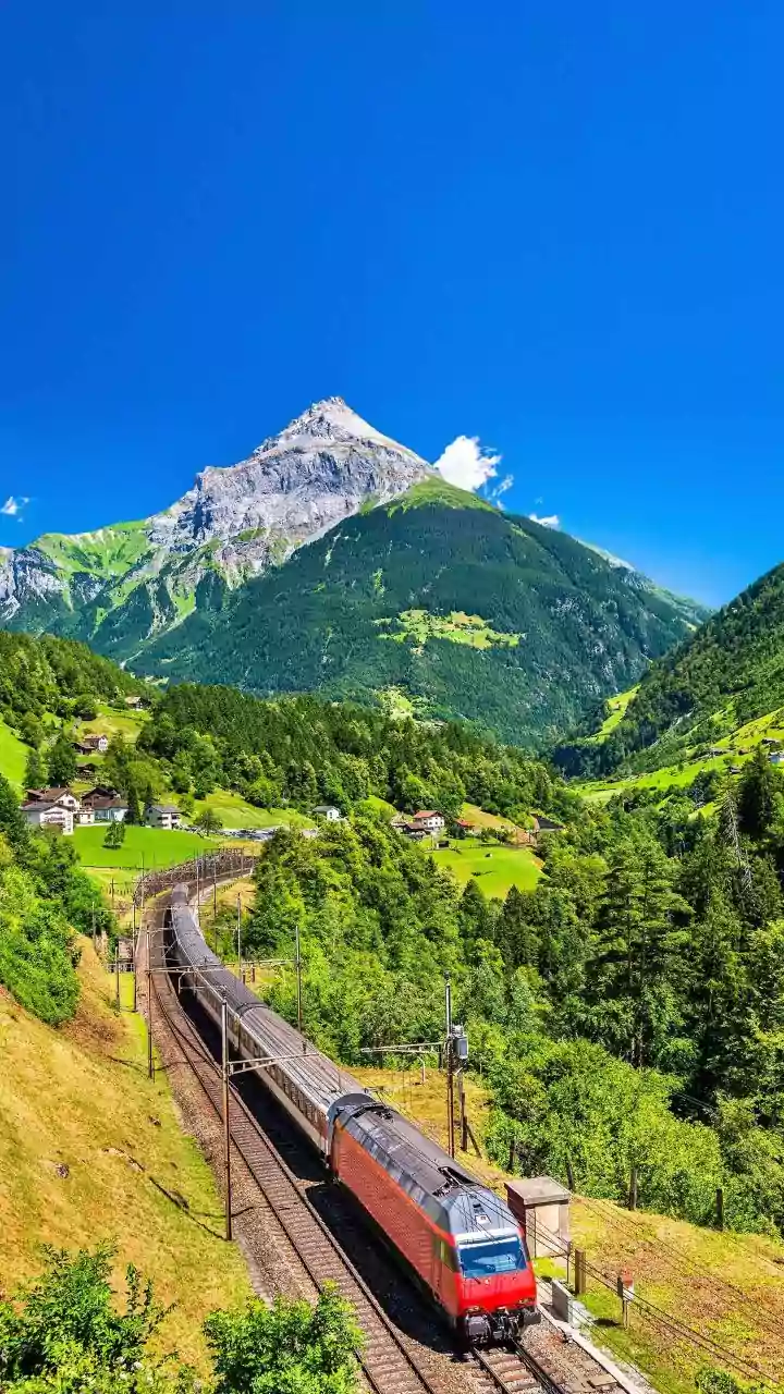 Dream Trips: 23 Amazing Train Journeys Worldwide