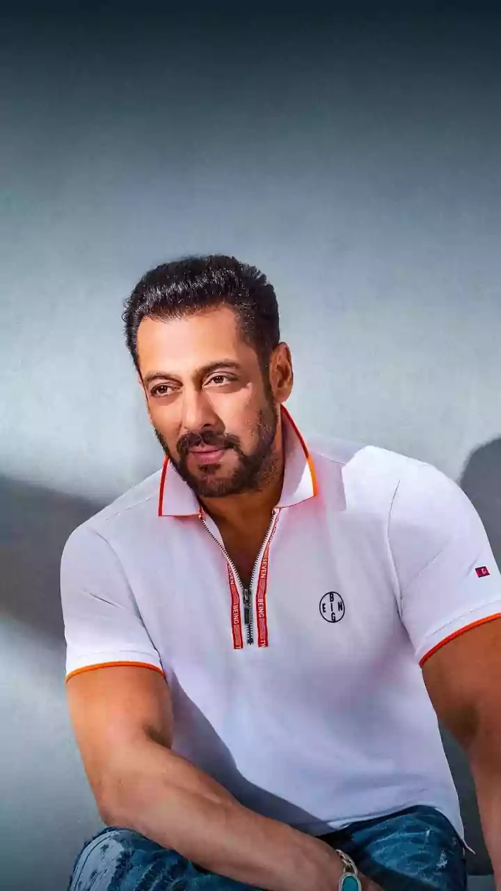 Mumbai Court Bars Filmmaker Abhinav Kashyap & Others From Making Statements Against Salman Khan, Family