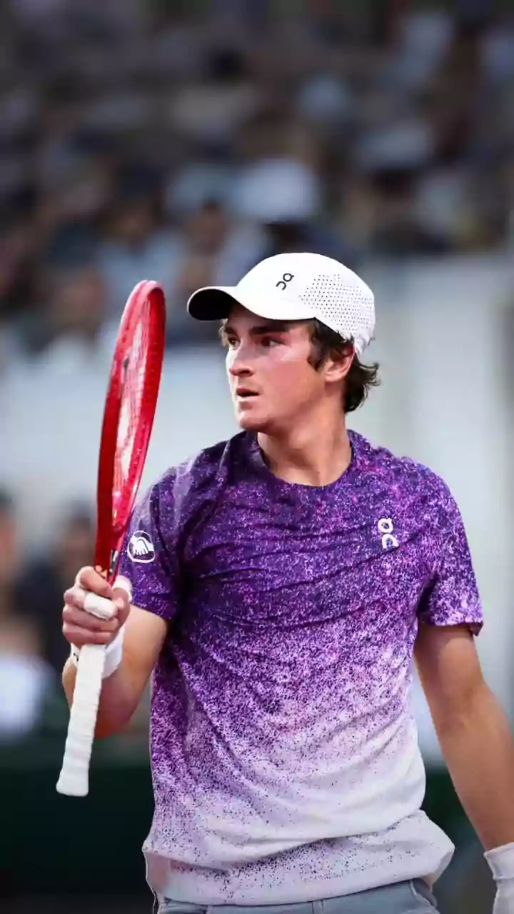 João Fonseca lamenta derrota em Roland Garros: “Não consegui arrumar soluções”