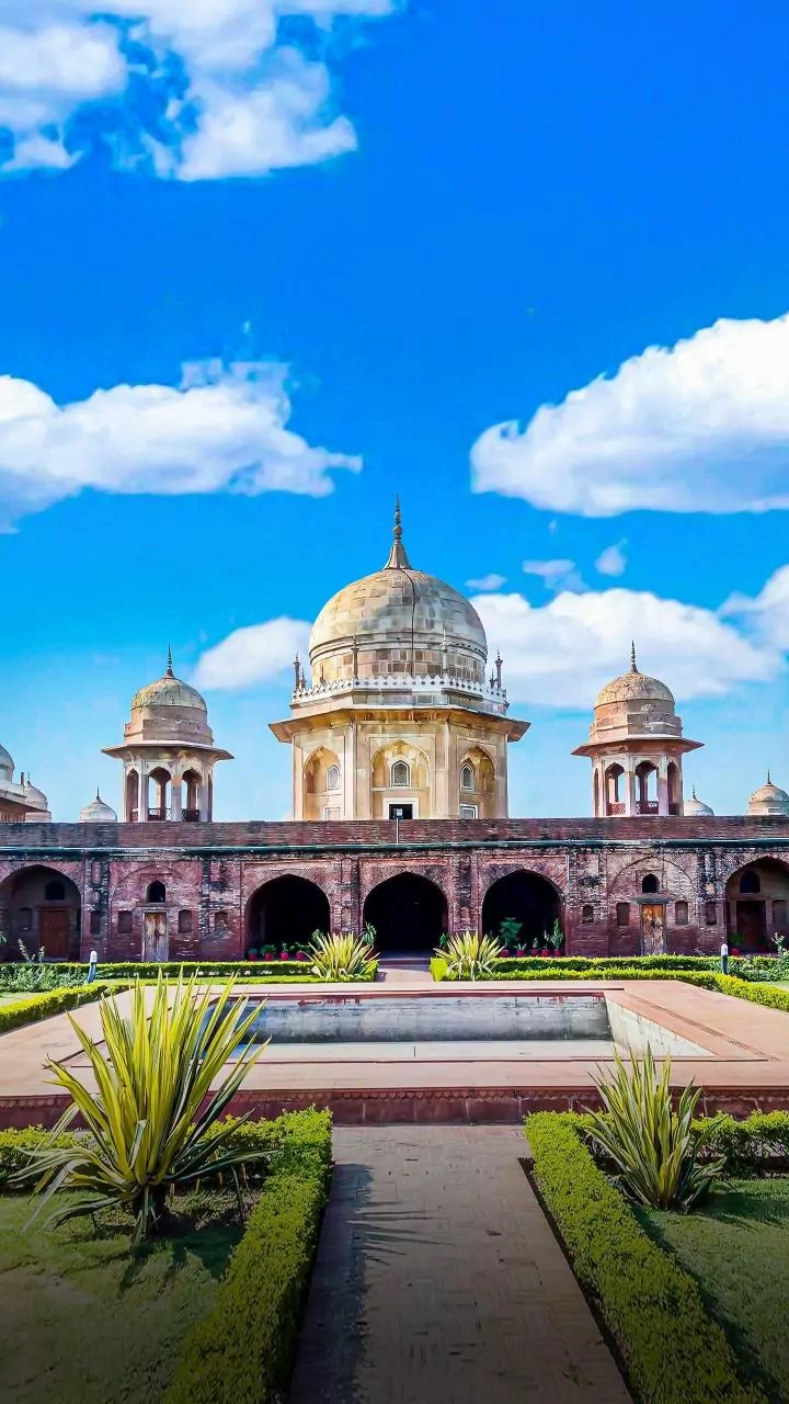 Uzbekistan Unveiled: 9 Must-Visit Destinations