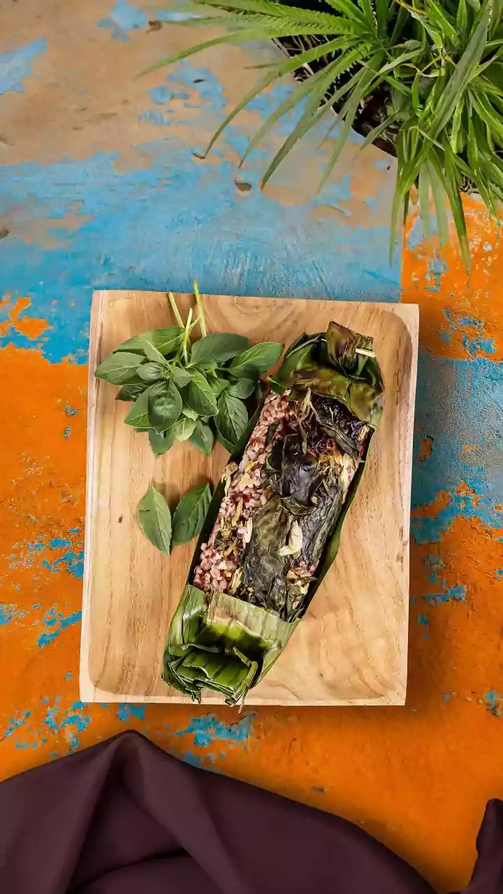 Forest Ingredients Are Moving Into Modern Restaurant Menus And Bring Wild Herbs, Leaves And Seasonal Produce Into Focus