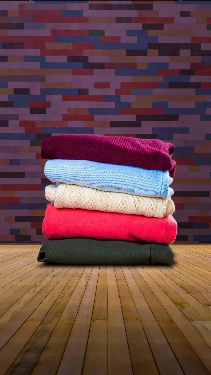 What Causes Storage Odours In Woollens: Exploring Stored Winter Clothing