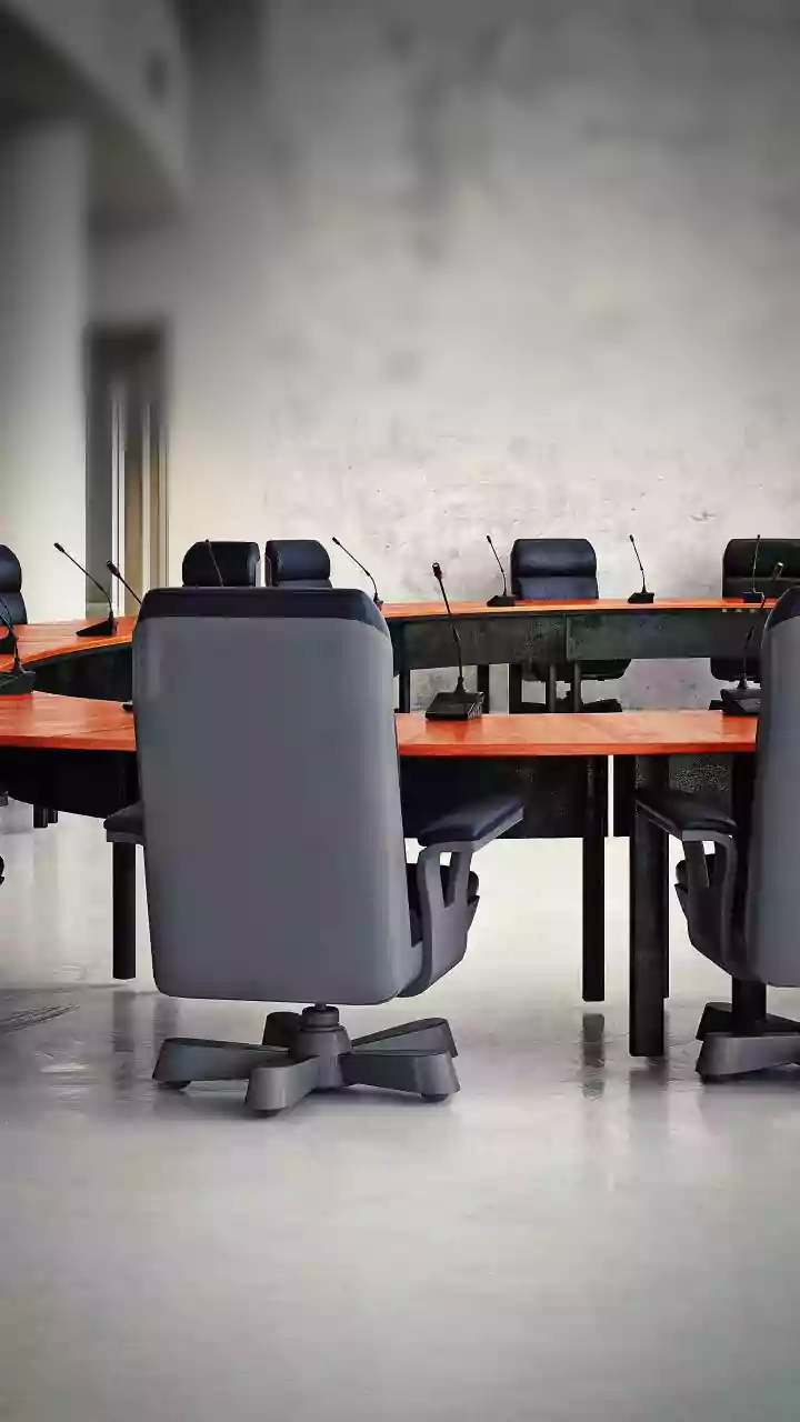 Your Meeting Seat Reveals Your True Personality: A Quick Chair Test