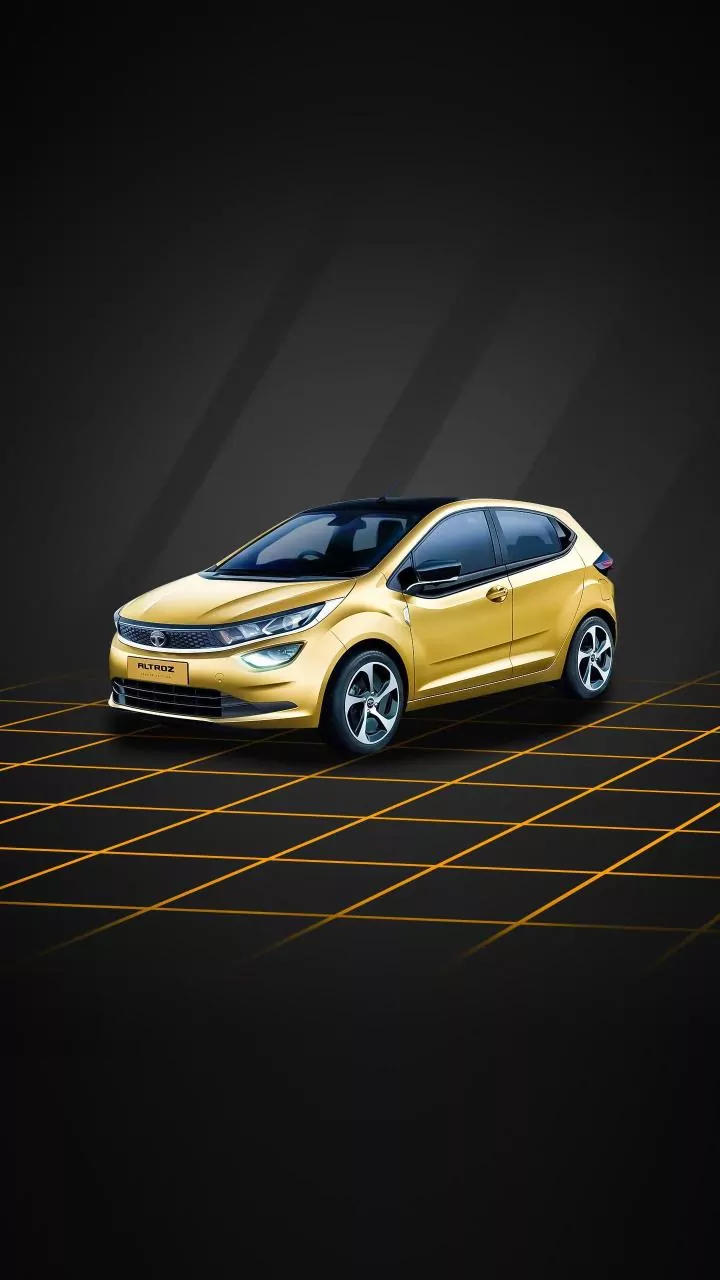 Kerala Man Uses Yellow Tata Sierra’s Sunroof To Carry Palm Plant, Internet Asks ‘Is That A Pineapple?’