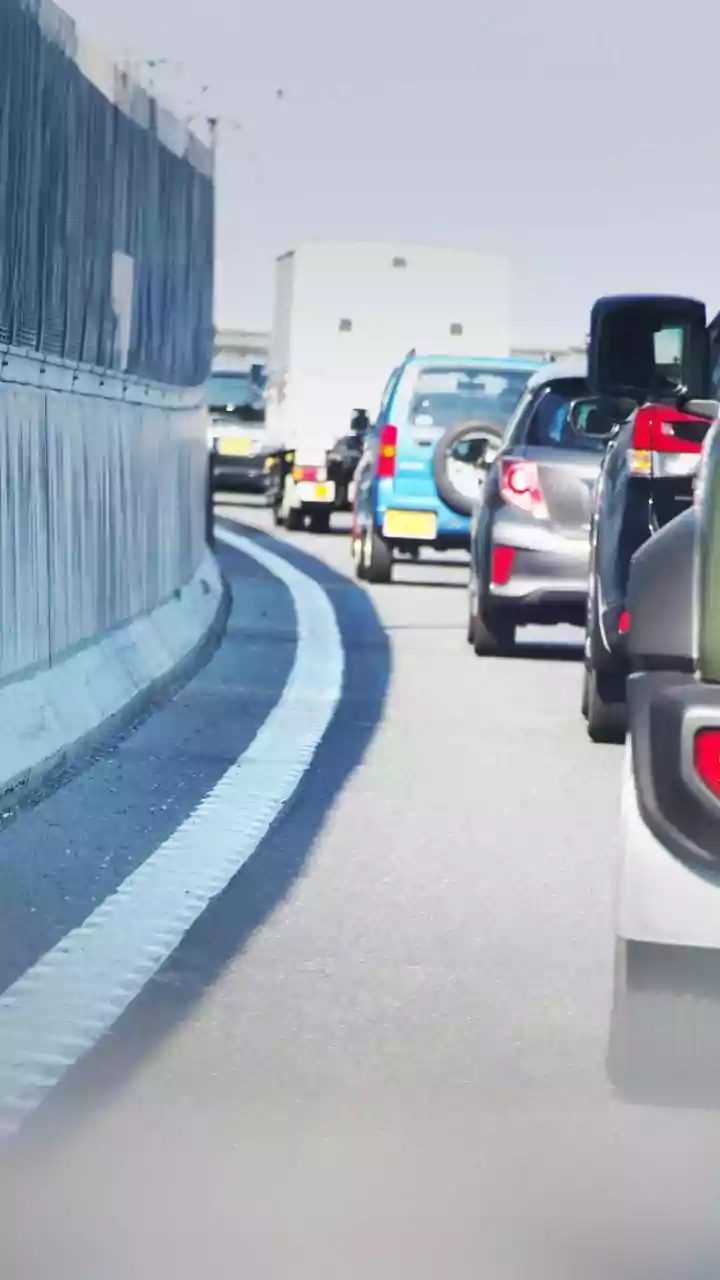 Massive traffic jams hit Delhi-Meerut Expressway as 4.43cr devotees return