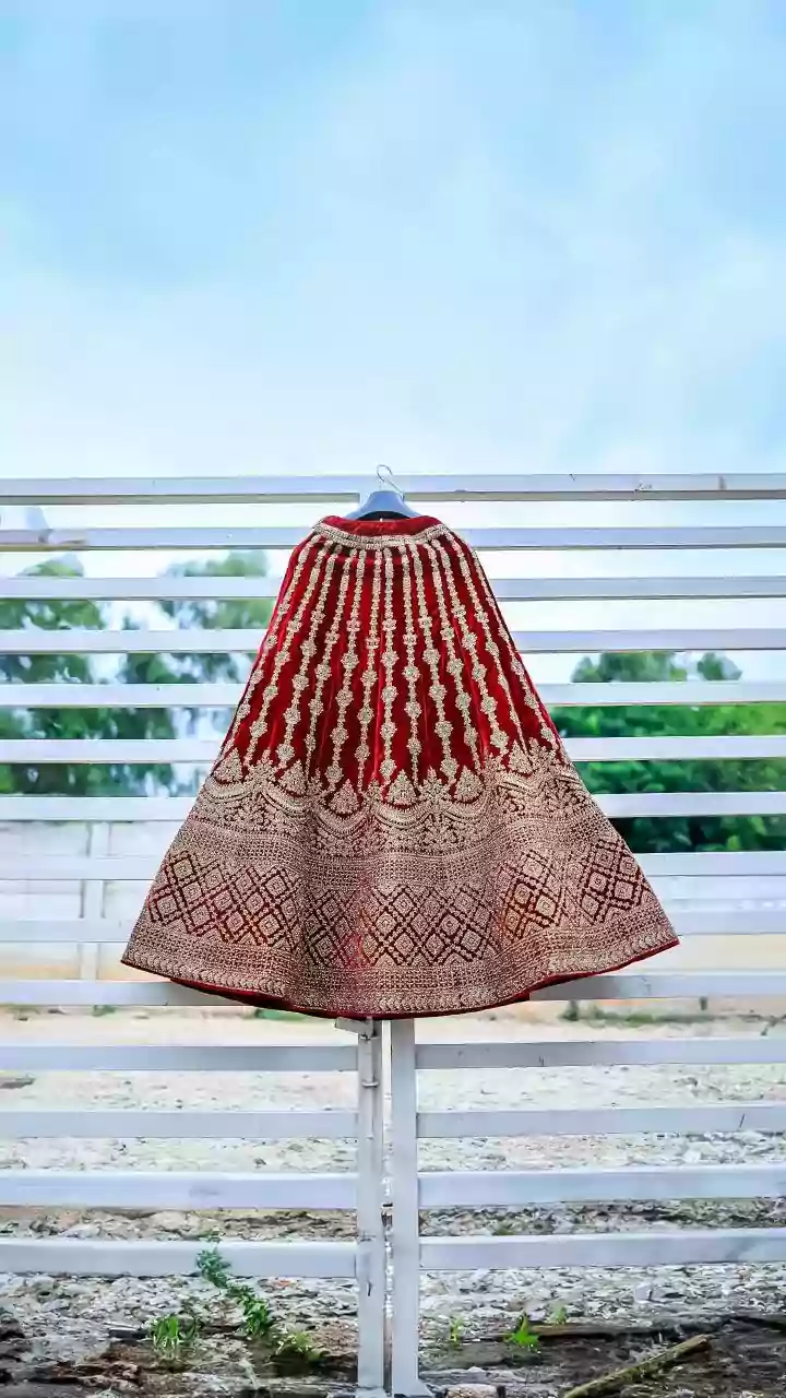 In Oxblood Hues, Alaya F Redefines The Language Of Modern Indian Eveningwear