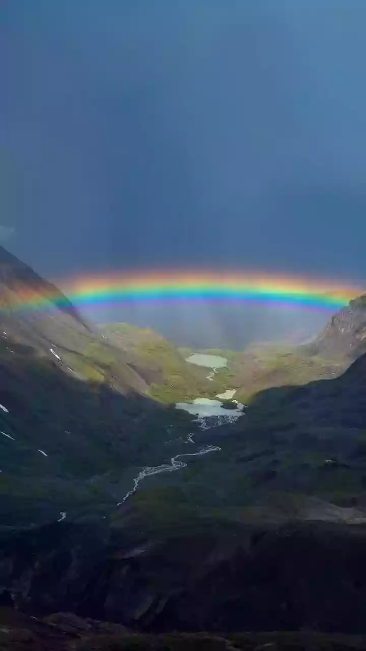 NASA's 2 August Fire Rainbow Image Makes Atmospheric Optics Easier to Understand