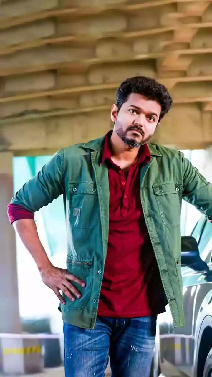 What Led to Ajith Kumar Supporters Assaulting a Thalapathy Vijay Follower During the Mankatha Re-Release Screening? An Overview of the Actors' Supp...