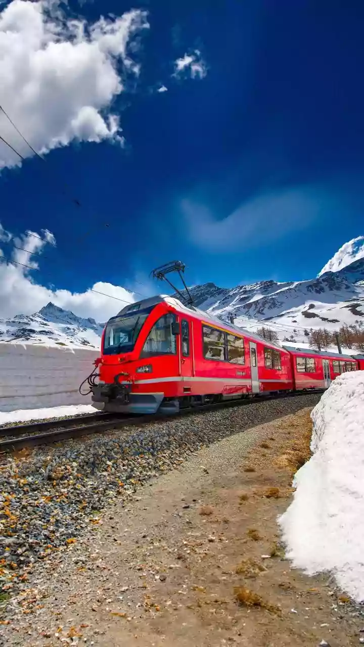 How To Use Special Trains Without Losing Track Of Your Travel Plans