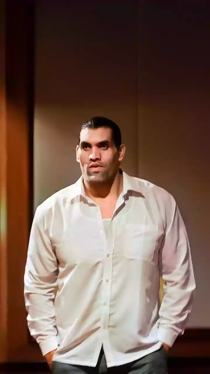 The Great Khali performs garba at Navratri event in Surat, video goes viral