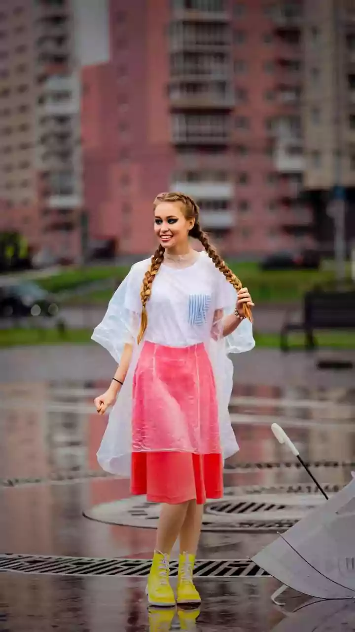 This Rainy Season Trend Is All About Less