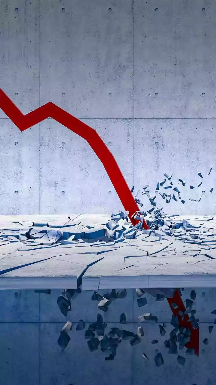 Indian Stock Markets Close Lower Amid Global Weakness