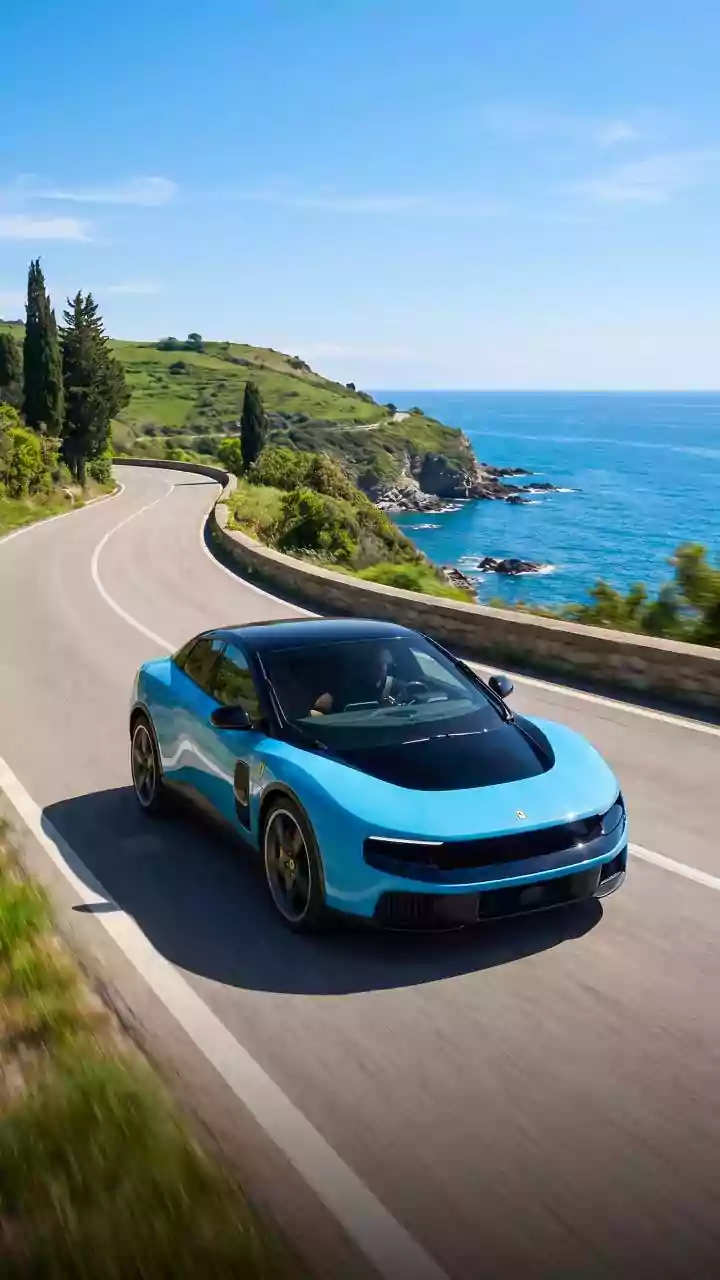 Ferrari Luce: primeiro elétrico da marca estreia com visita ao Papa
