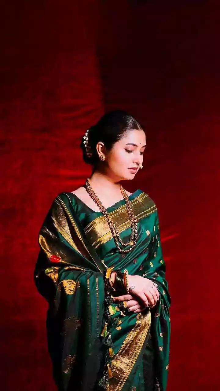 How Red Lipstick Can Connect Traditional Saree Styling With Modern Beauty Trends