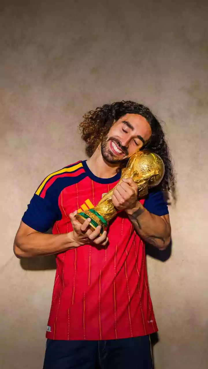 Entenda as homenagens que Cucurella faz ao seu filho autista
