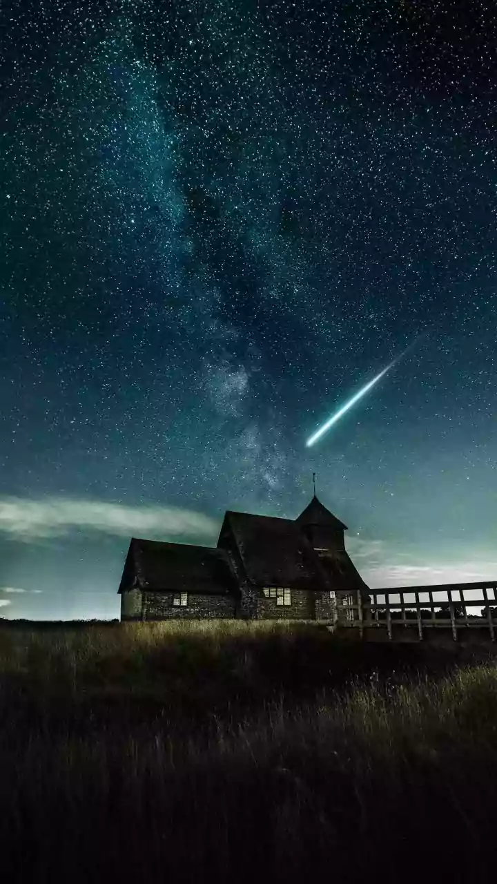 Orionid Meteor Shower 2026: Night Sky Timings For Spotting Fast Shooting Stars