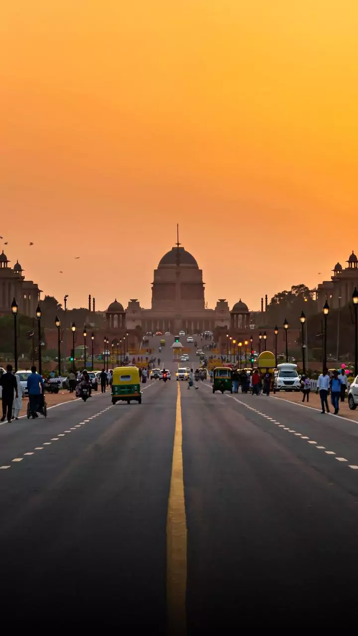Fire breaks out in building in northwest Delhi, three of family killed