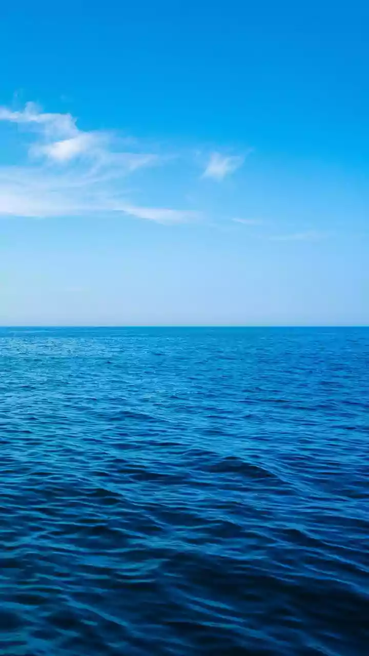 Attain Inner Peace: Master Your Mind Like the Ocean, Says Bhagavad Gita