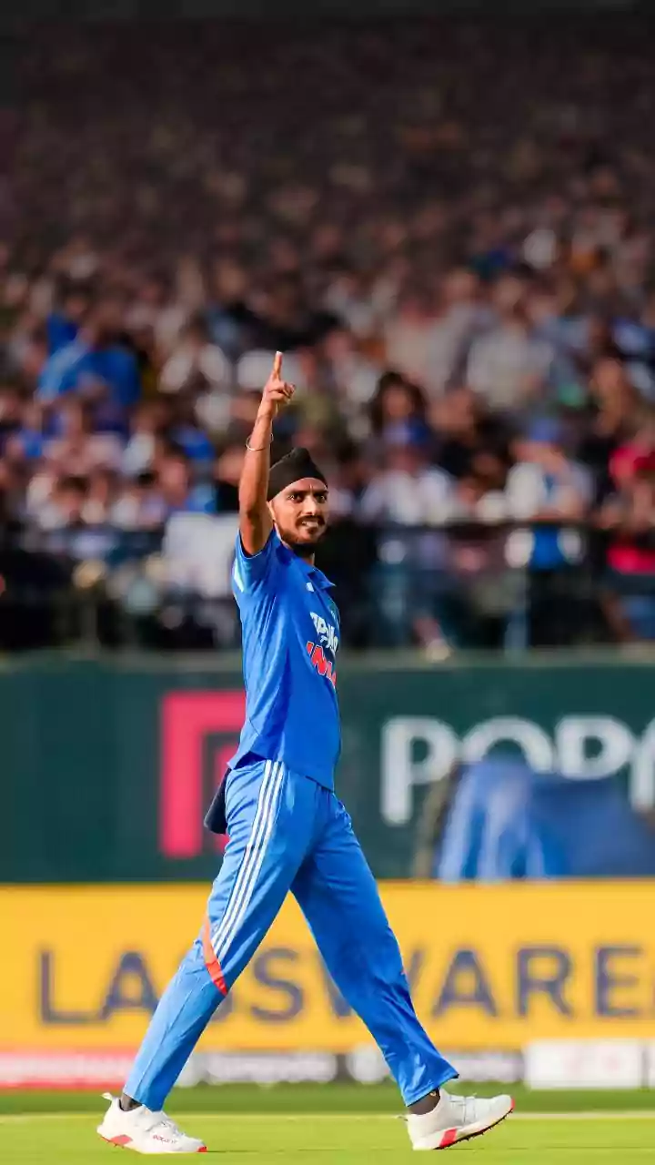 Arshdeep Singh claims 3/40 versus England in second T20I: Stats