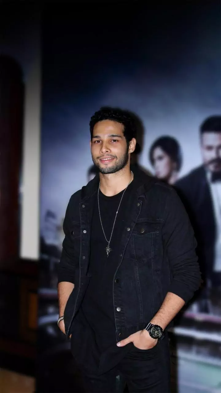 Siddhant Chaturvedi and Mrunal Thakur bring a new-age romance in 'Do Deewane Seher Mein'