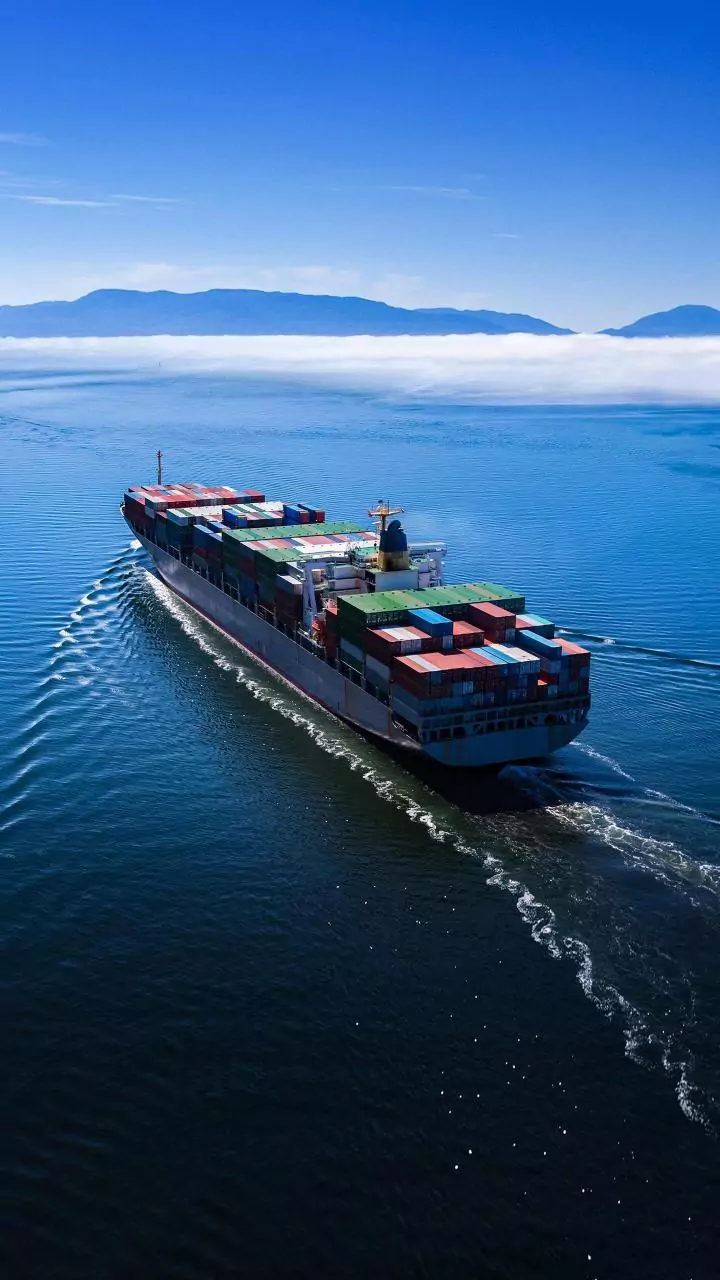 Modi says right time to invest in Indian shipping sector; meets global CEOs