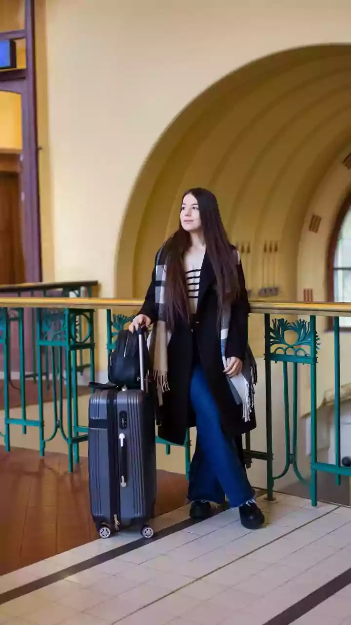 Young Travellers Want Silence, Not Selfie Crowds