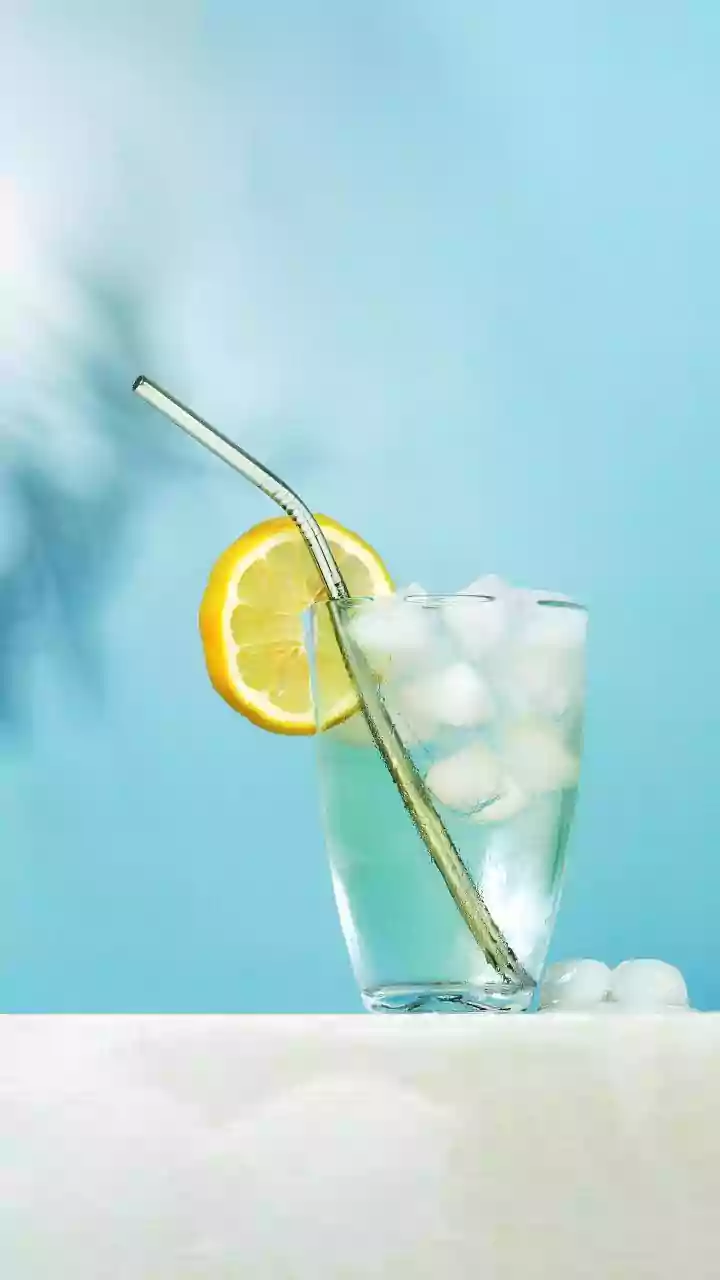 Minum Air Hangat Lebih Sehat daripada Air Dingin?