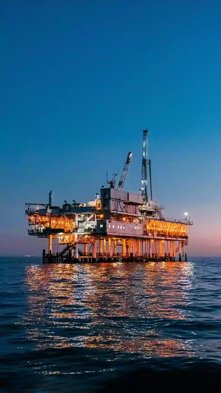 Oil Prices Rise on Middle East Tension Fears