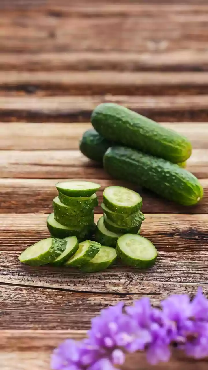 Bihar Cucumber Scandal: Green Dye and Viral Outrage at Katihar Station