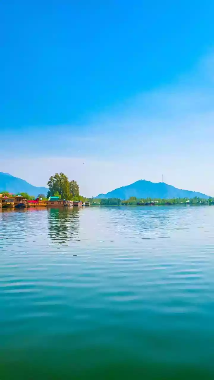 Solo Adventure: Top 5 Destinations in Incredible India