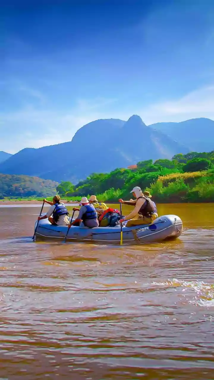 How Adventure Travelers Contribute To River Conservation In Meghalaya By Joining Eco-Kayaking Cleanup Tours