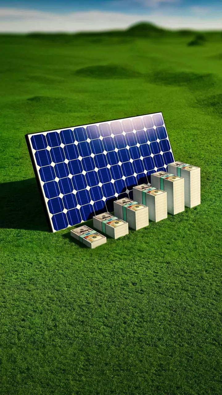 Waaree Energies bags 300 MW module supply order from Sembcorp