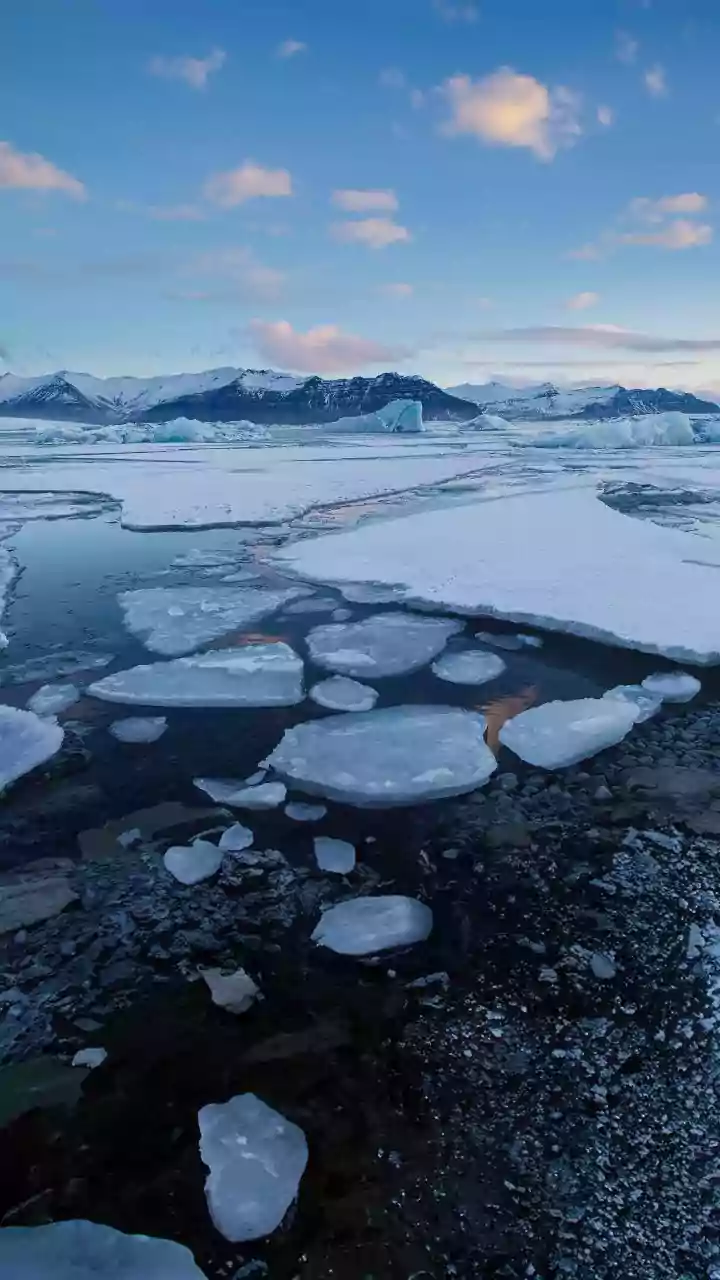 Antarctica’s Sea Ice Maximum Is Roughly Twice Spain’s Area Below Normal