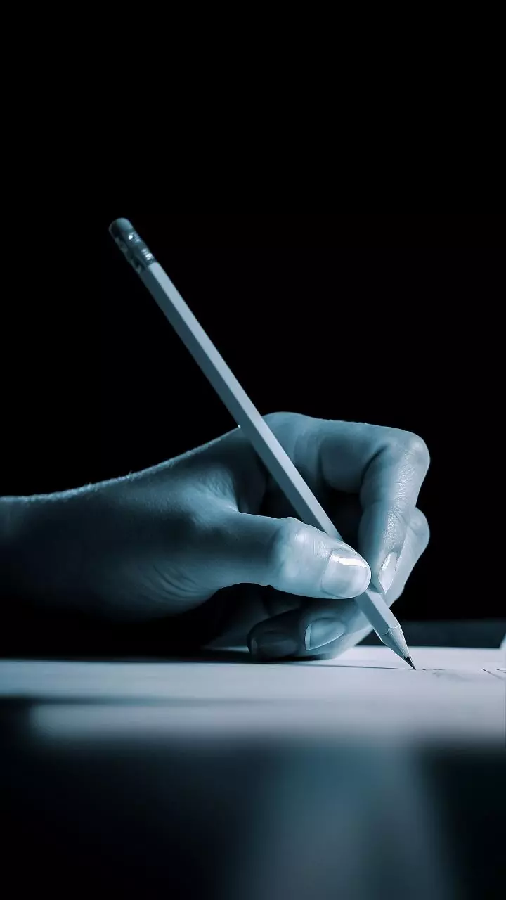 Four engineering students held hostage, robbed of Rs 1.5 lakh near Bengaluru