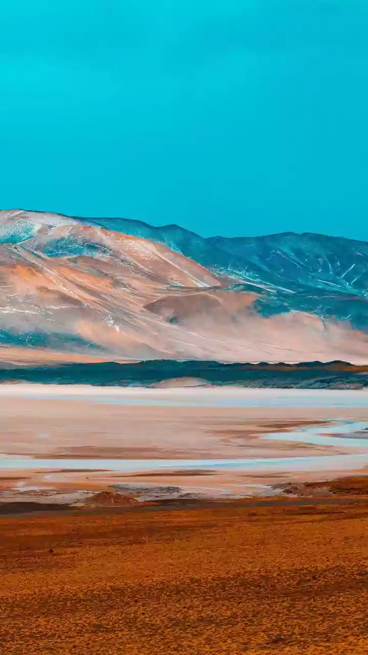 Unraveling the Mystery: Death Valley's Sliding Rocks