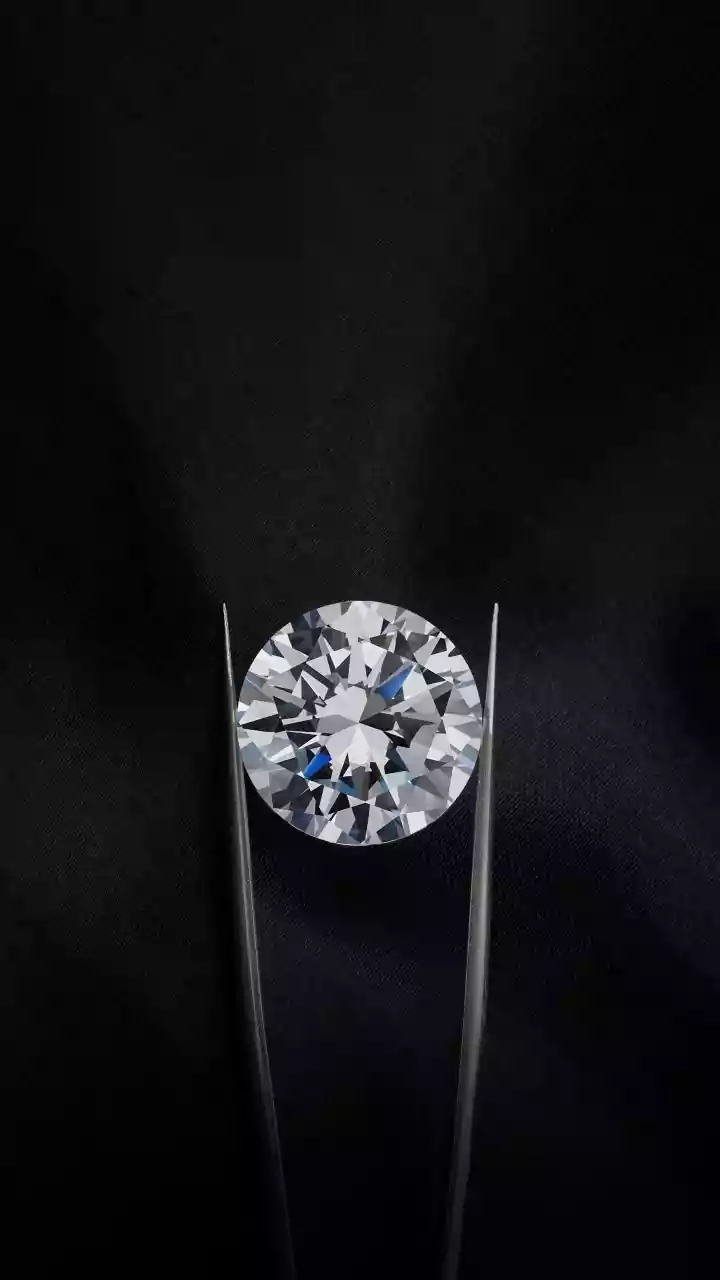 Your Ultimate Guide to Buying Your First Diamond: 5 Essential Rules for Smart Shoppers