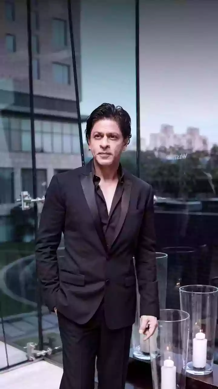 Bollywood Manager's Family Acquires Three Prime Mumbai Apartments for ₹38.21 Crore