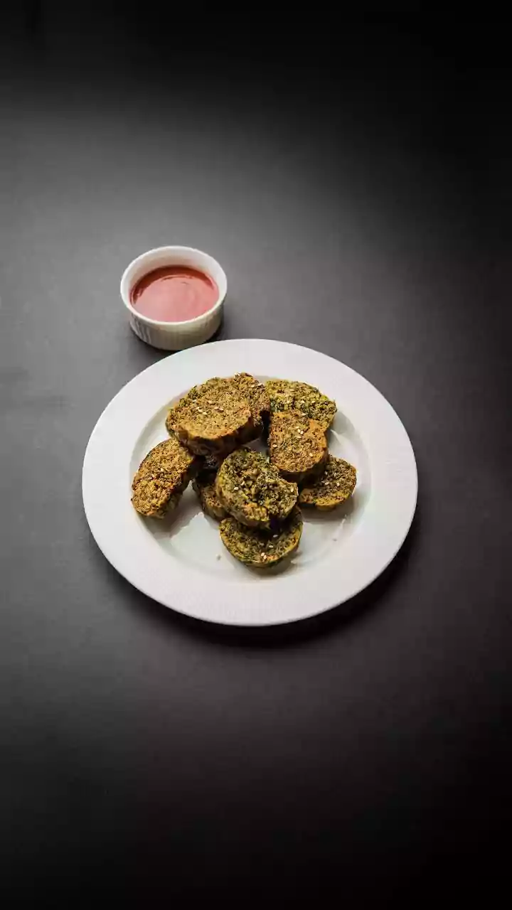 Five Rainy-Day Snacks From Across India That Use Minimal Oil