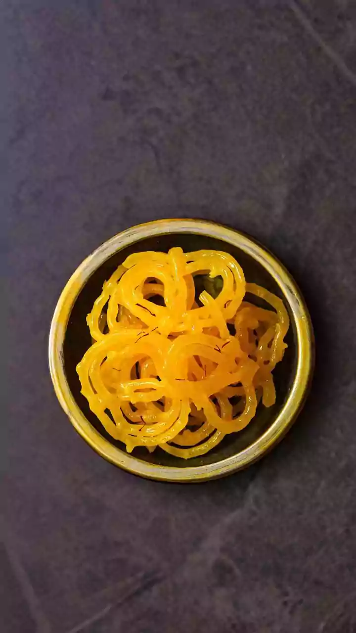 Recipes With Poha: Poha Served Alongside Sweet Jalebi