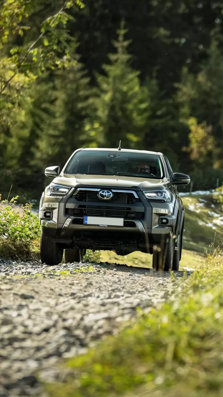 2025 Toyota Hilux bags 5-star safety rating in Australia