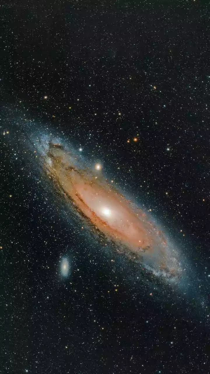 Astronomers witness a star disappearing from the universe