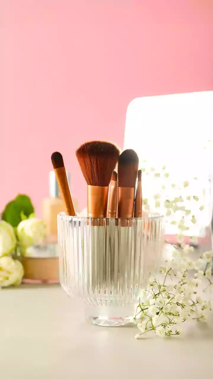 Project Pan: The Makeup Minimalism Craze