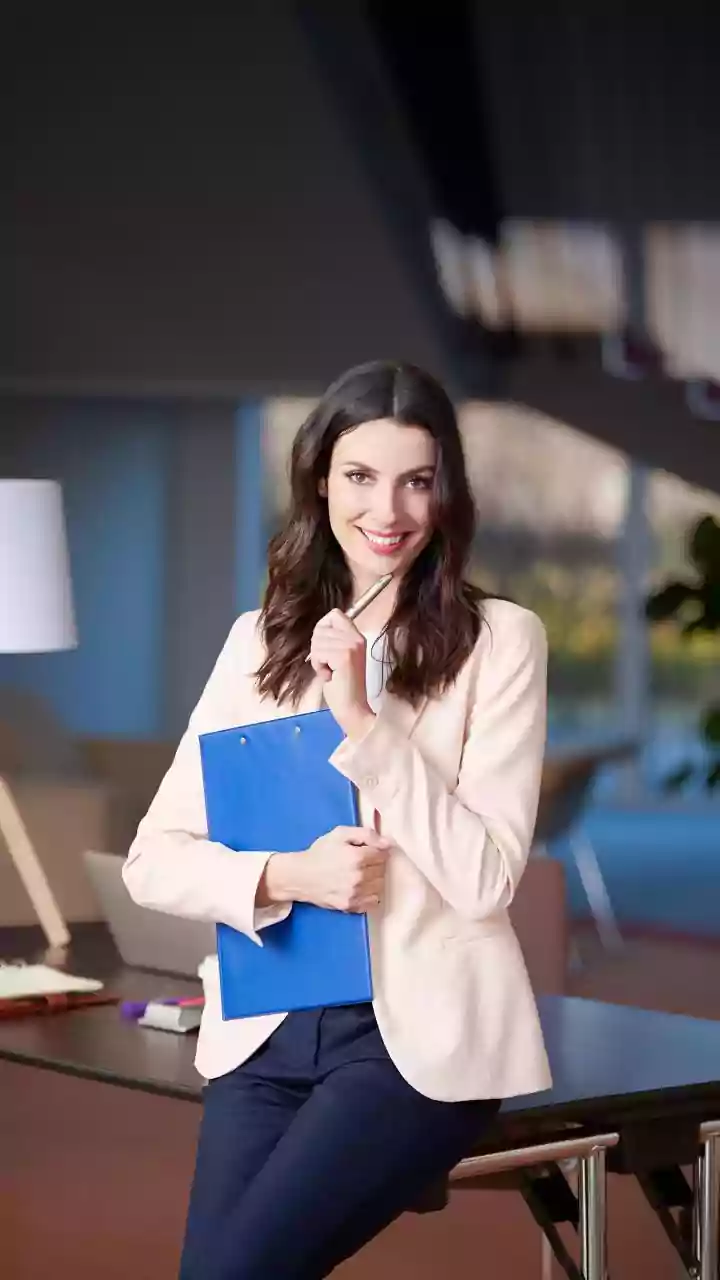 AI Course Guide For Young Professionals: What To Check Before Enrolling