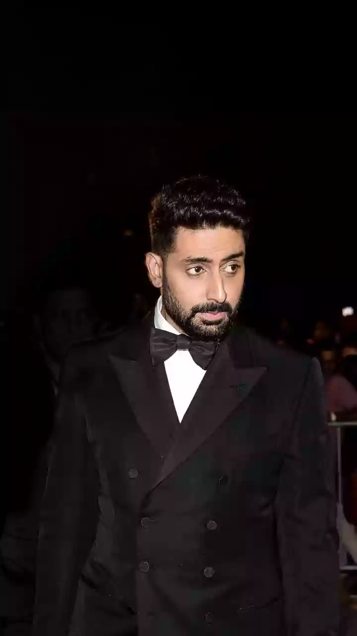 Groom Makeup Tips: 5 Easy Ways To Look Smart, Sharp, And Photo-Ready!