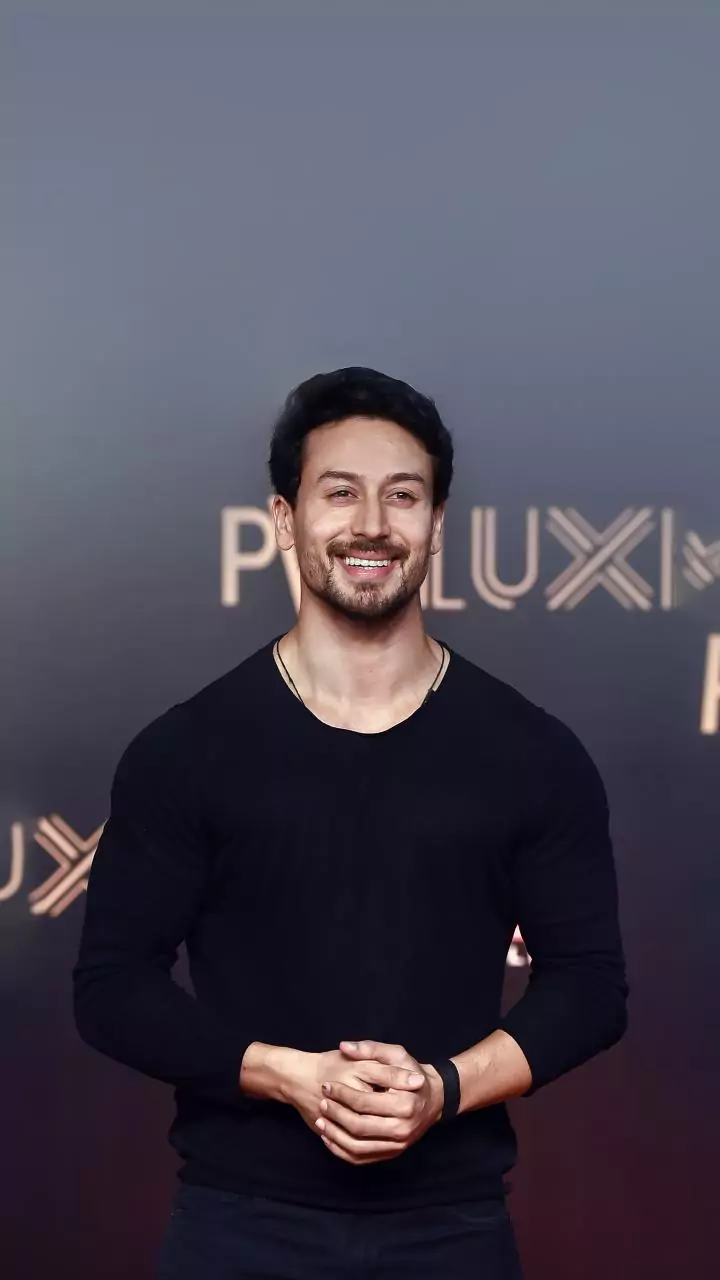 'Lag Jaa Gale': Tiger Shroff and Lakshya Lalwani face off in epic dance shoot