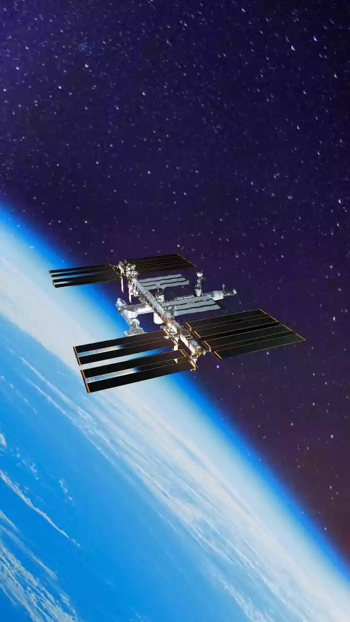 Private space stations deploy inflatable modules to advance low gravity scientific discovery