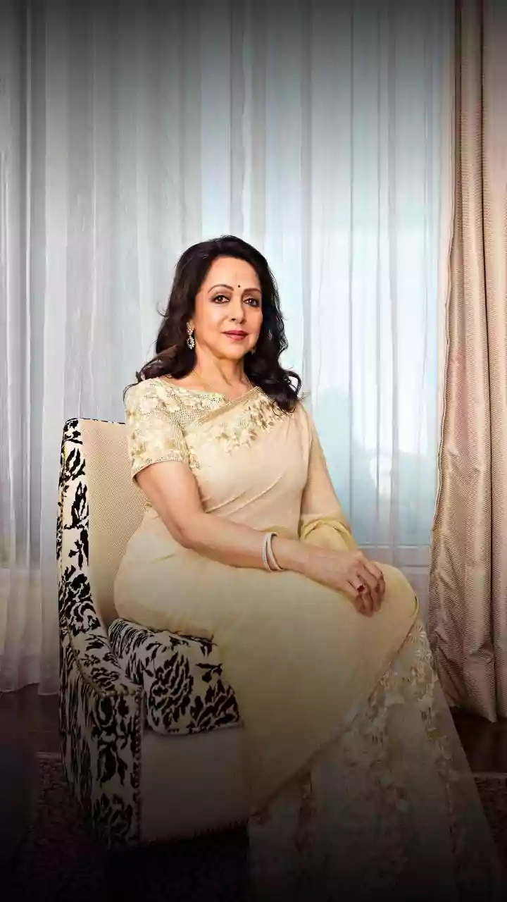 Hema Malini calls Sunny Deol's 'Batwara 1947' 'simply brilliant'