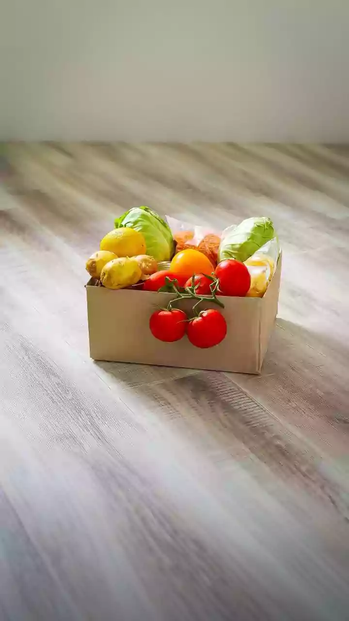 Fresh Monsoon Grocery Advice: Checking Small Quantities of Delicate Foods Matters More than Large Pre-Cut Packs